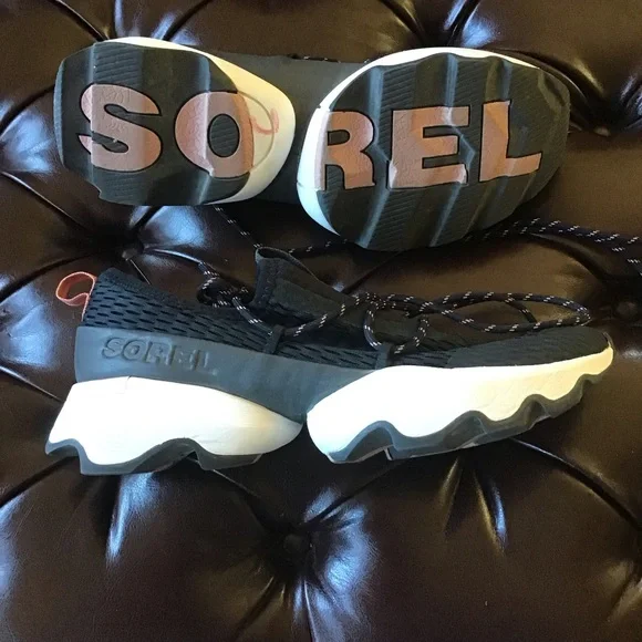 Sorel women kinetic impact sneakers Sz 9 - Picture 4 of 8